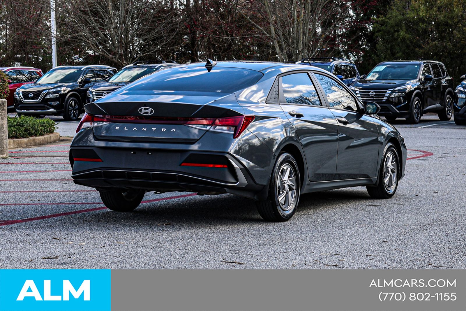 Used 2025 Gray Hyundai SE image 7