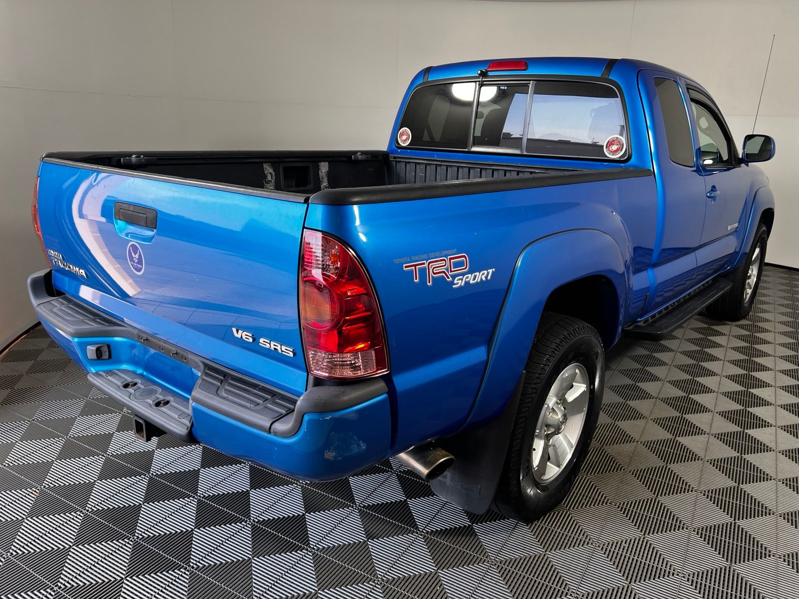 Thumbnail: 2007 Toyota Tacoma - 5