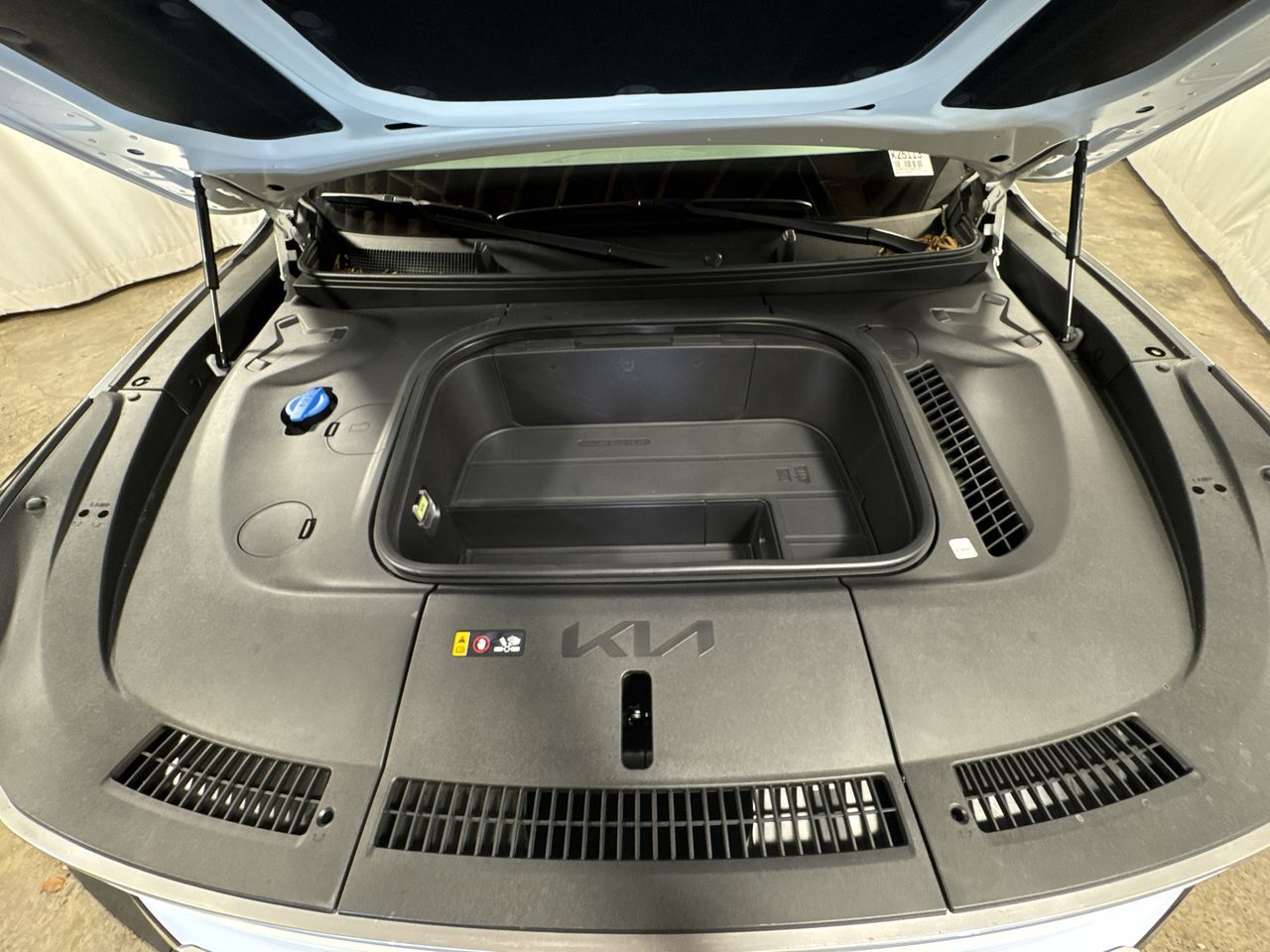 2026 Kia EV9 Wind photo 28
