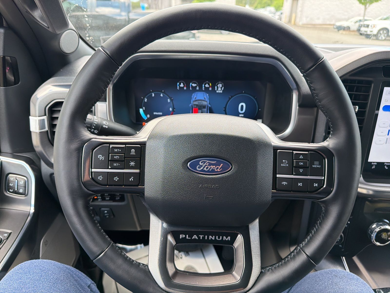 Used 2025 Star White Ford Platinum image 18