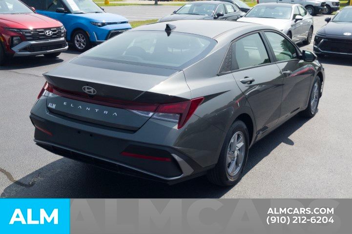Certified Used 2026 Gray Hyundai SE image 5