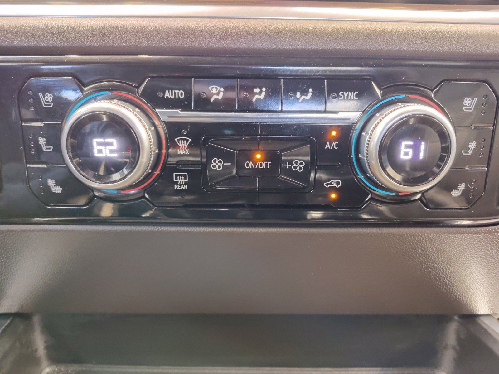 Used Car 2024 Gmc Sierra 1500  Slt For Sale Under $50,000 In San Antonio, Texas