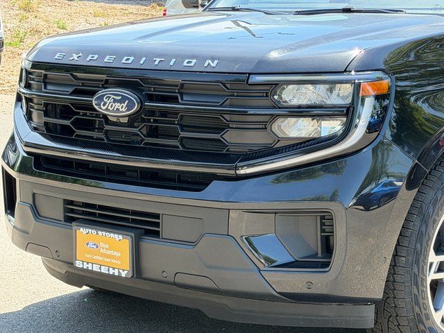 Certified Used 2025 Black Metallic Ford Active image 15