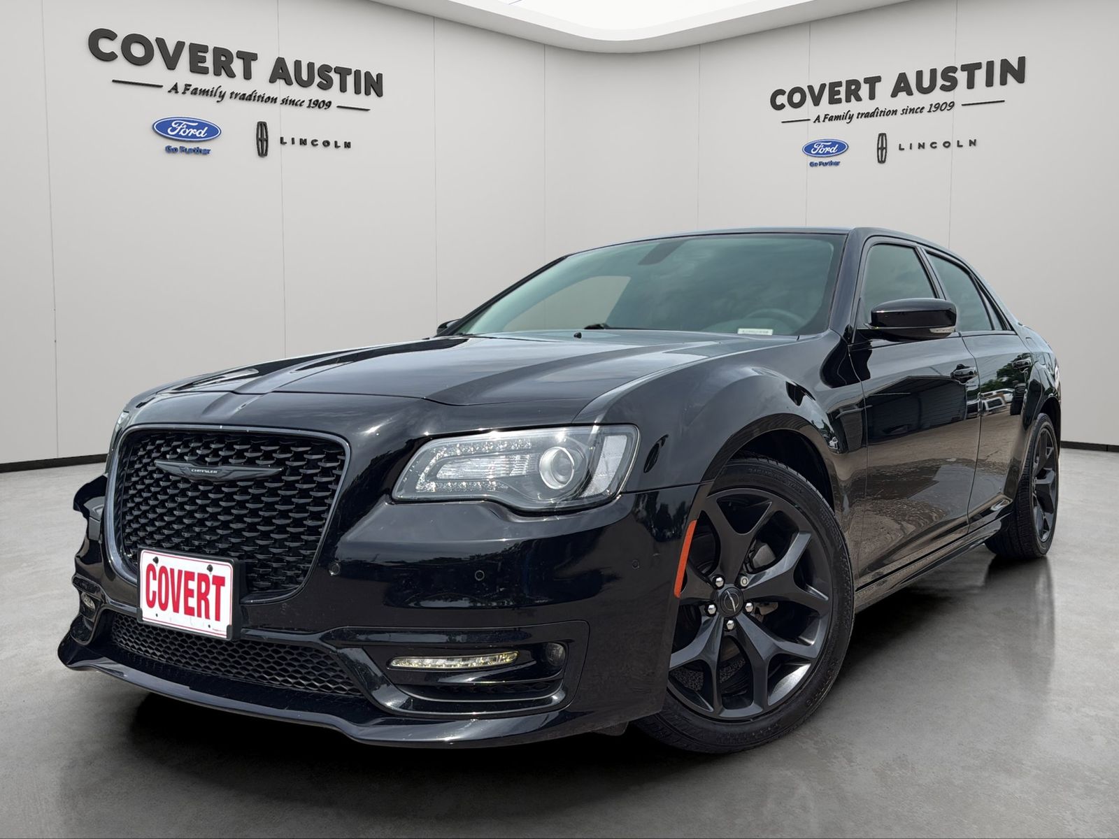 Used Car 2023 Chrysler 300  Touring For Sale Under $25,000 In Austin, Texas