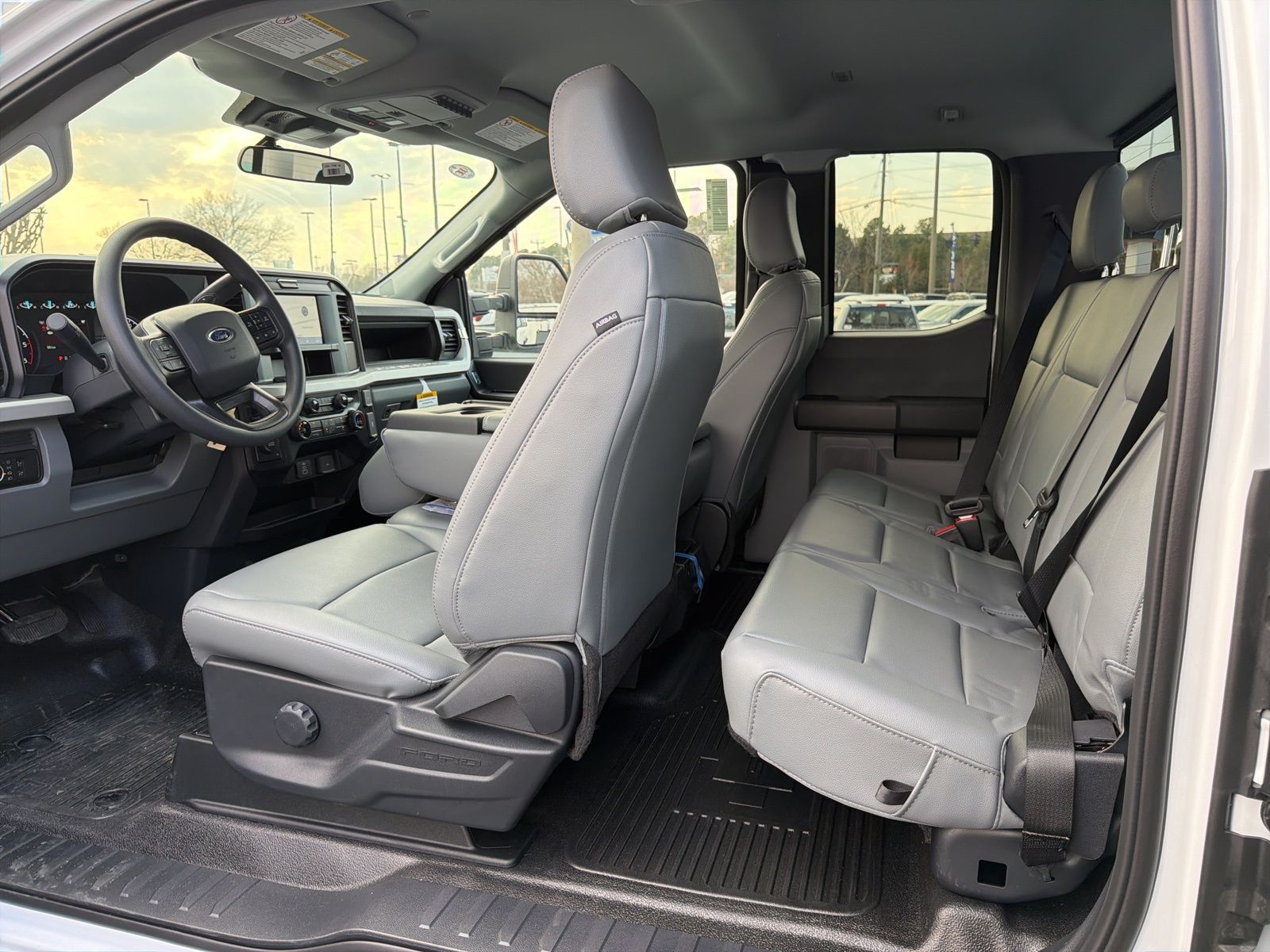 2026 Ford F-350 Super Duty Chassis Cab XL - Photo 19
