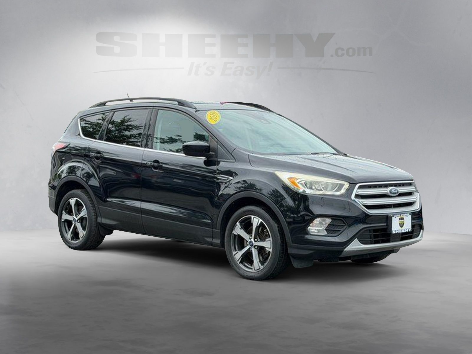Used 2018 Shadow Black Ford SEL image 2