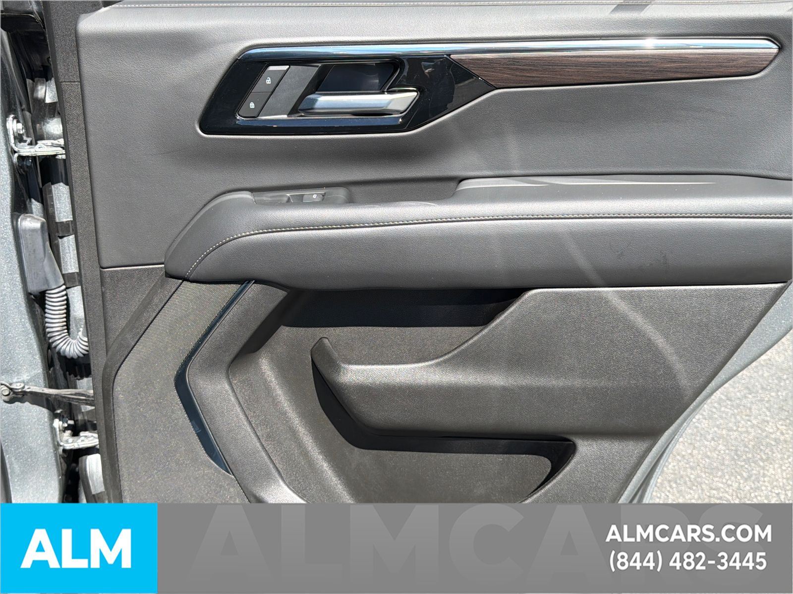 Used 2025 Gray Chevrolet LT image 18