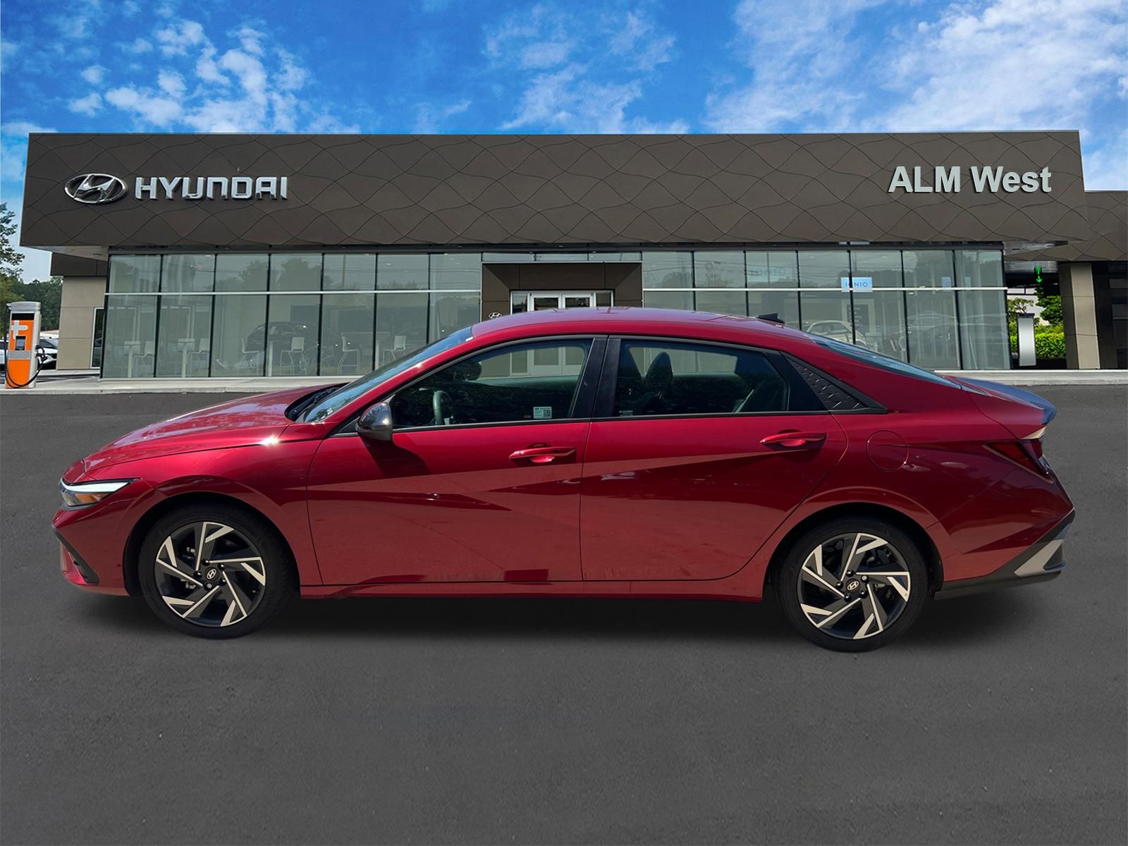 Used 2025 Red Hyundai SEL Sport image 8