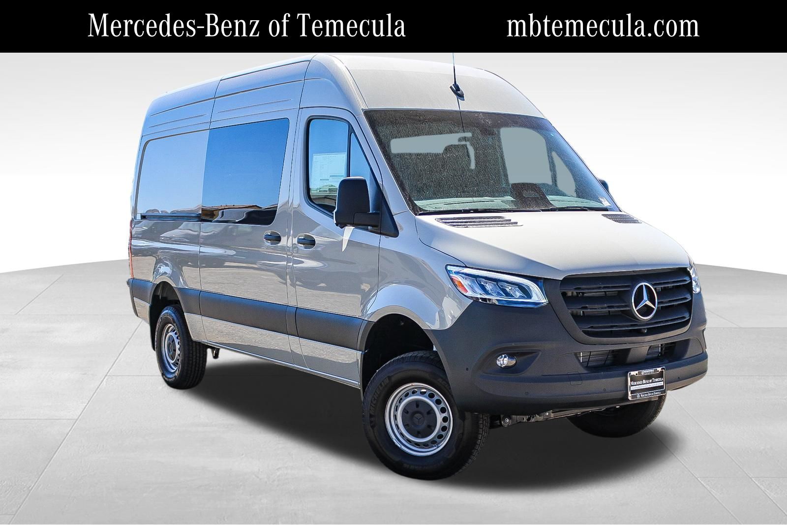 2026 Mercedes-Benz Sprinter 2500 Crew 144 WB