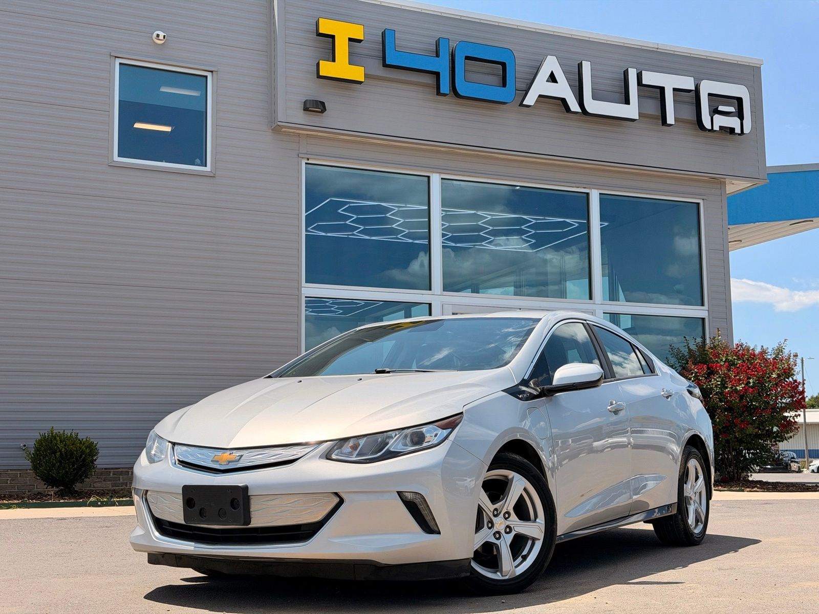 Silver Ice Metallic 2017 Chevrolet Volt Hatchback Front-Wheel Drive 1-Speed Automatic