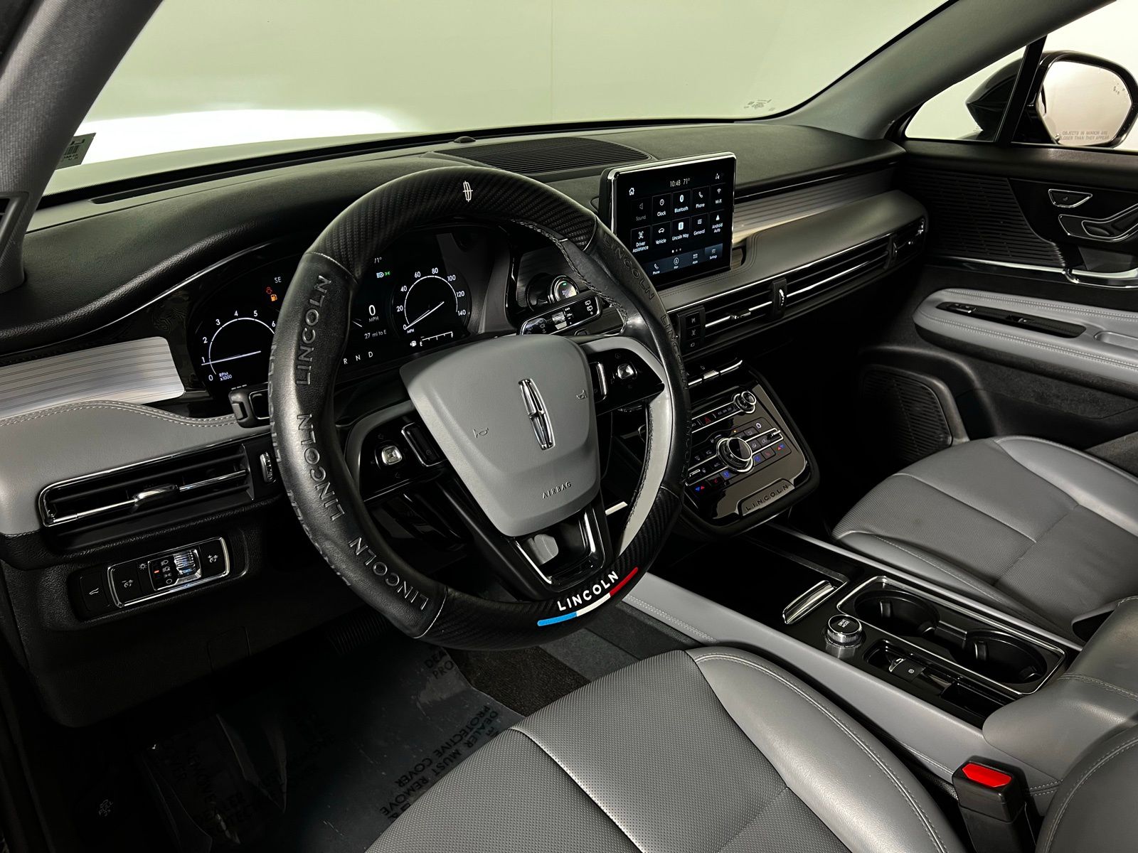Thumbnail: 2020 Lincoln Corsair - 12