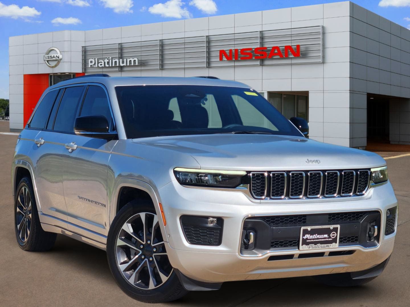 Silver Zynith 2024 Jeep Grand Cherokee SUV / Crossover Four-Wheel Drive 8-Speed Automatic