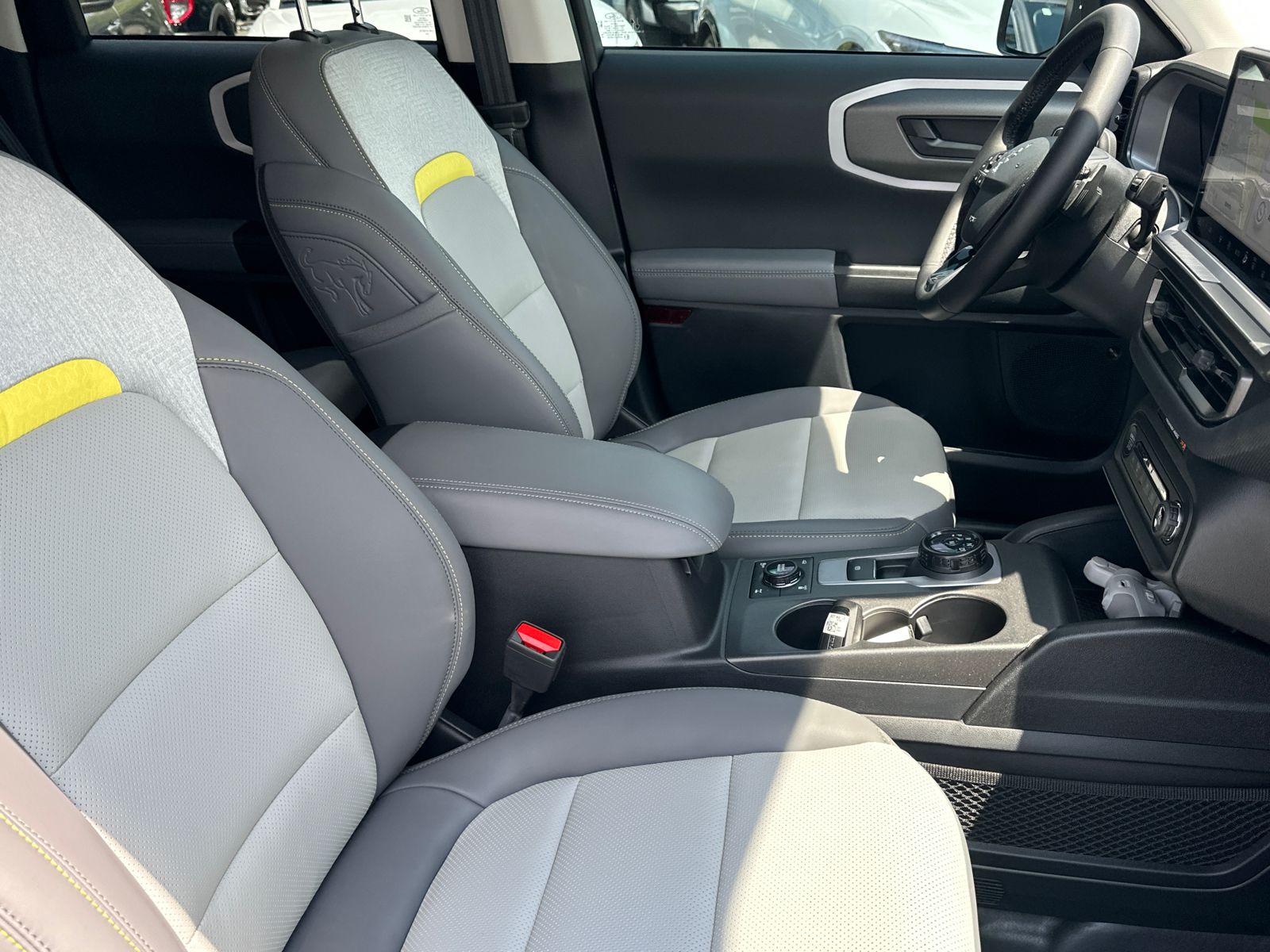 New 2026 Velocity Blue Metallic Ford Badlands® image 14