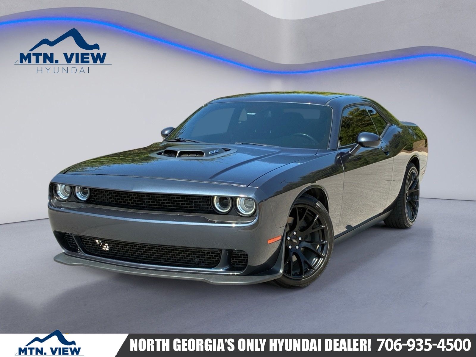 Gray (Maximum Steel Metallic Clearcoat) 2018 Dodge Challenger Coupe Rear-Wheel Drive 8-Speed Automatic