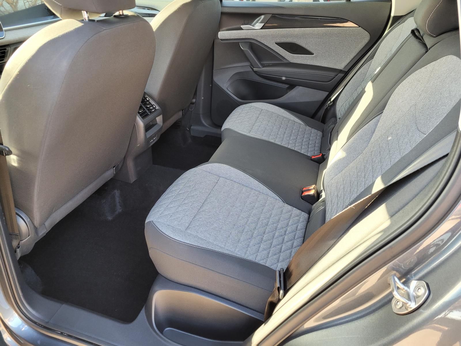 used 2025 Volkswagen Tiguan car, priced at $25,900