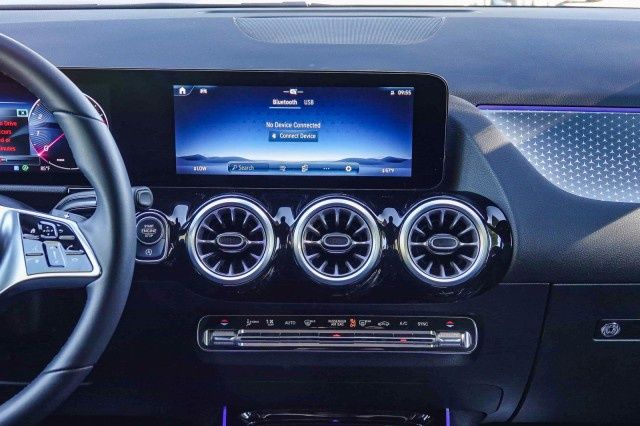 2025 Mercedes-Benz GLA GLA250 - Photo 22