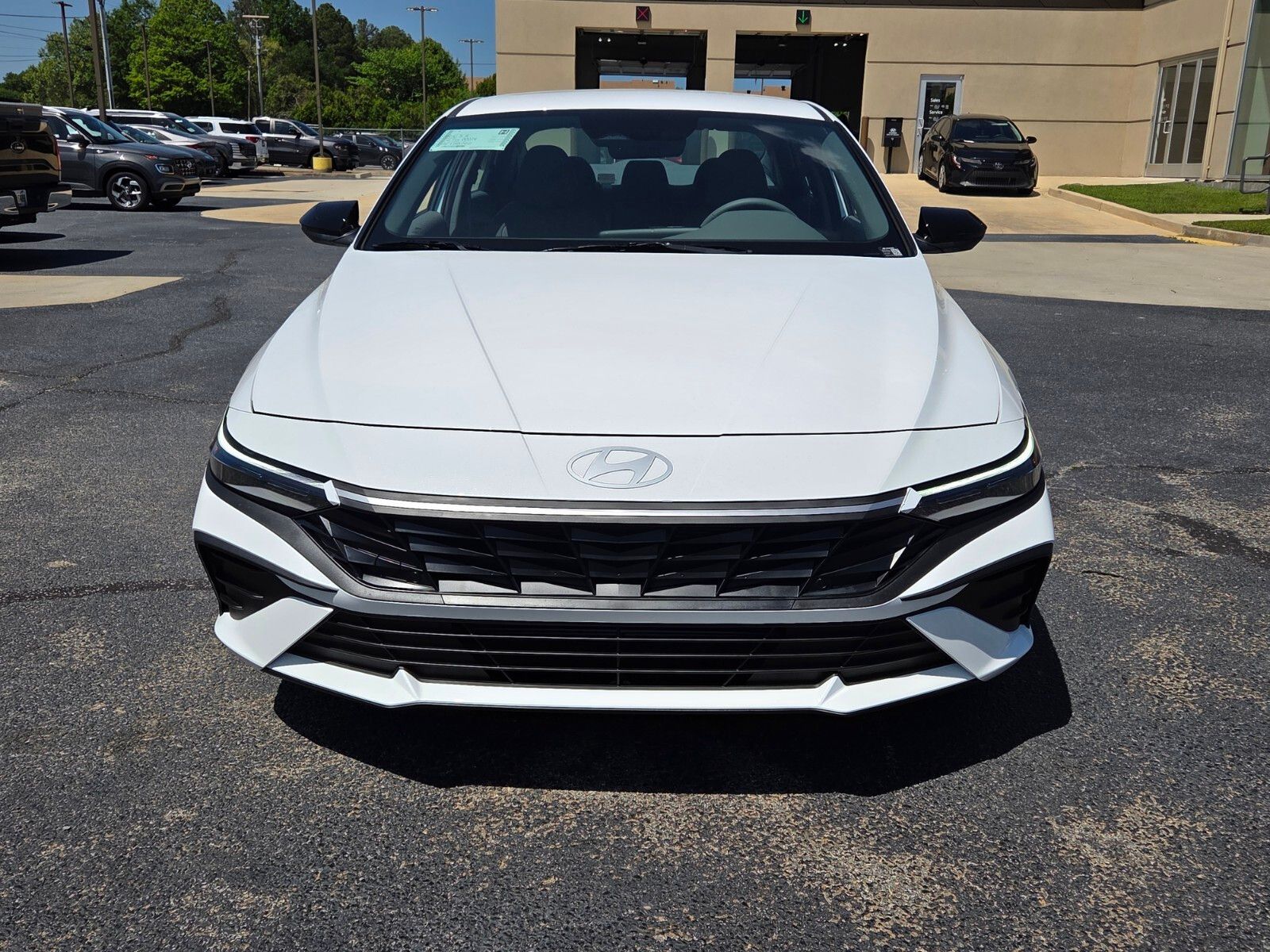 New 2026 White HYUNDAI SEL Sport image 2