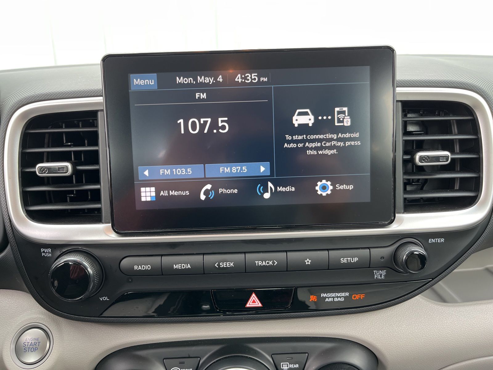 Used Car 2025 Hyundai Venue  Sel For Sale Under $20,000 In Austin, Texas