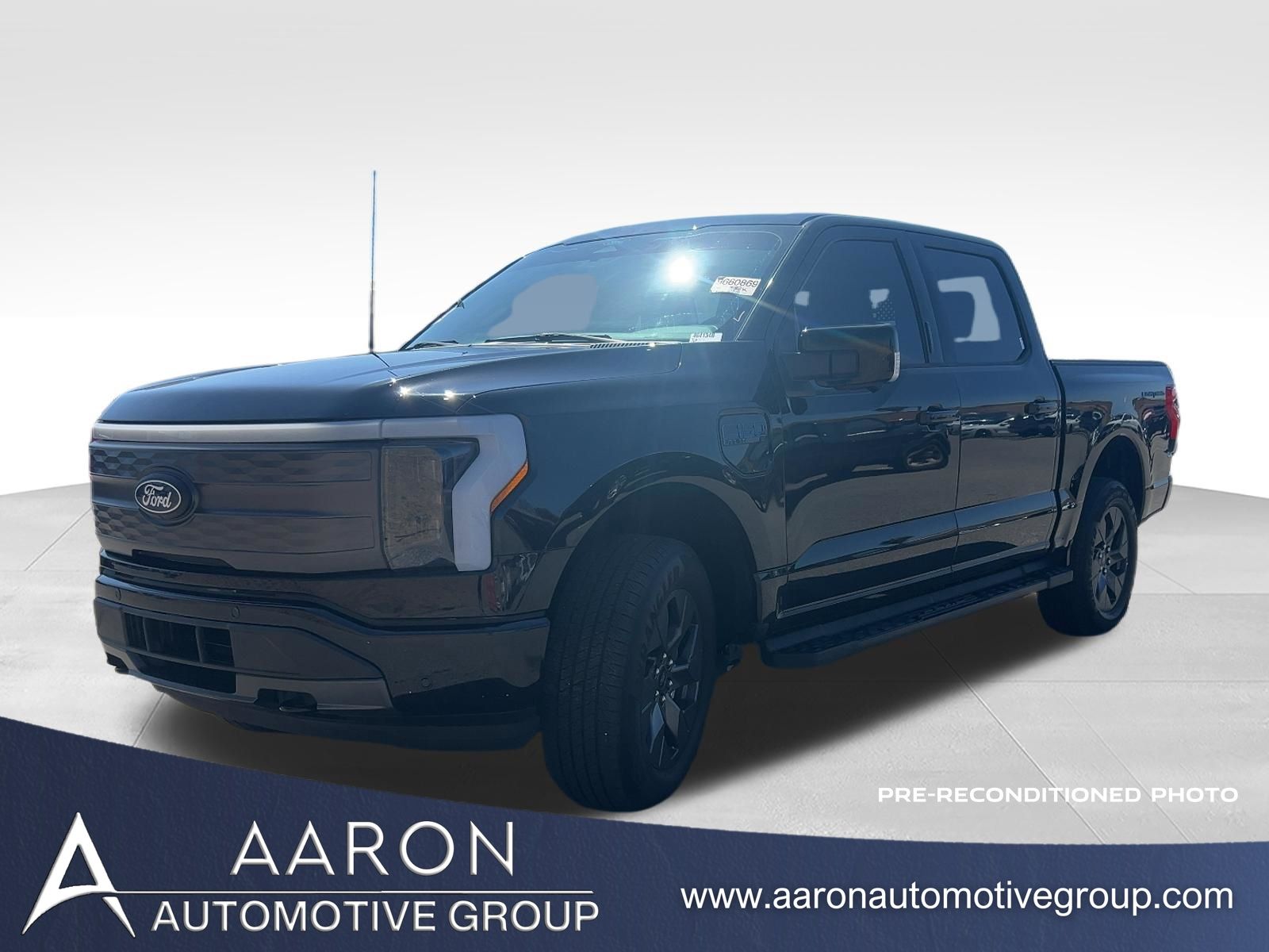 2024 Ford F-150 Lightning Lariat SuperCrew AWD
