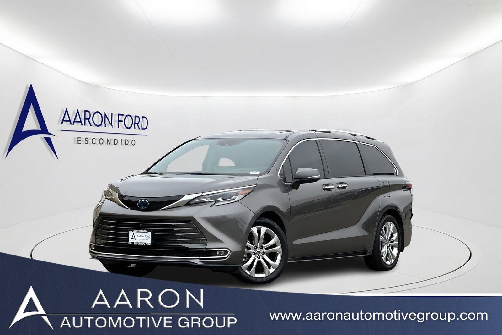 2023 Toyota Sienna Platinum 7-Passenger FWD