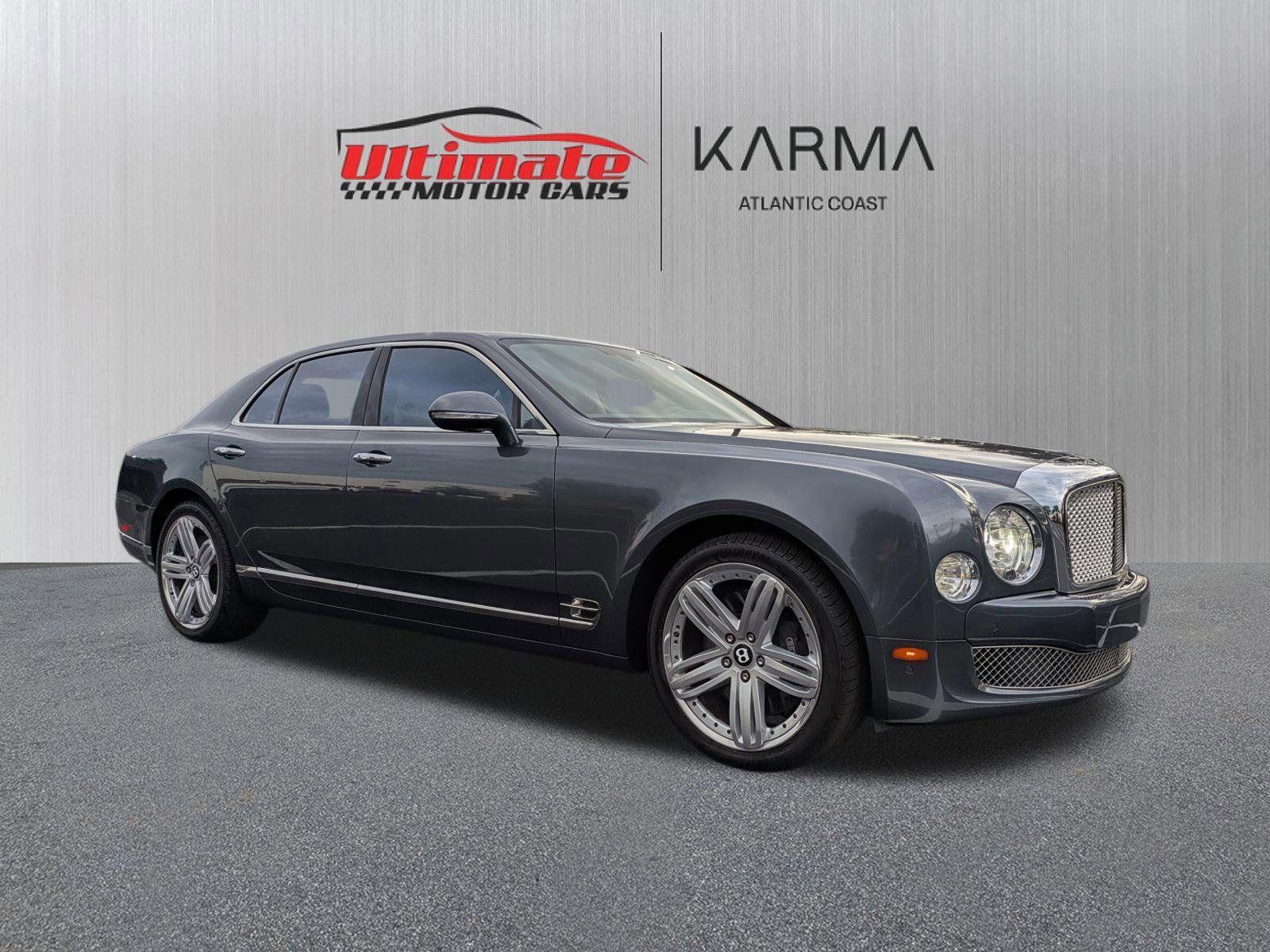 Pale Sapphire over Black Sapphire 2015 Bentley Mulsanne RWD Sedan Rear-Wheel Drive 8-Speed Automatic