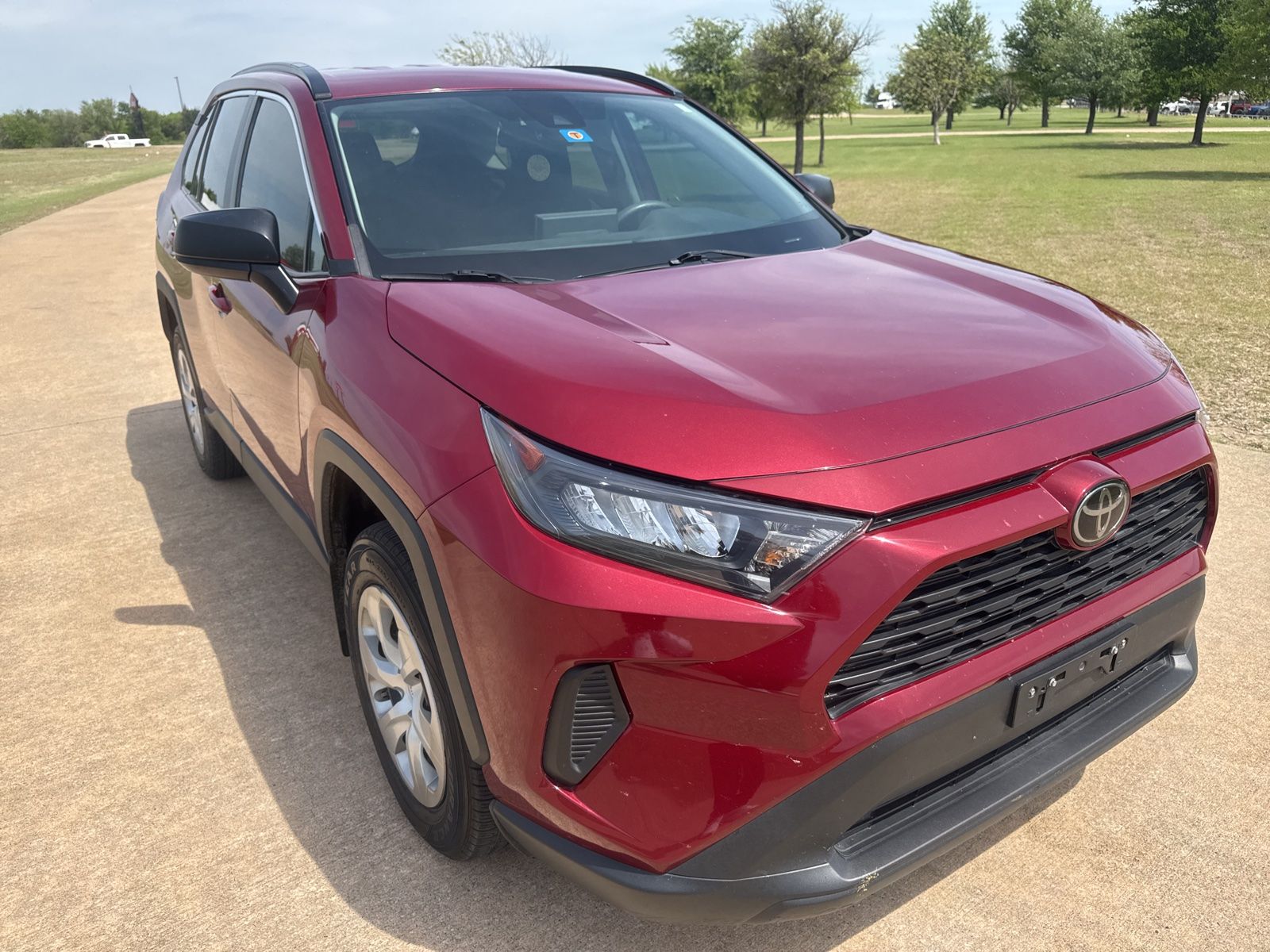 View vehicle photo 4