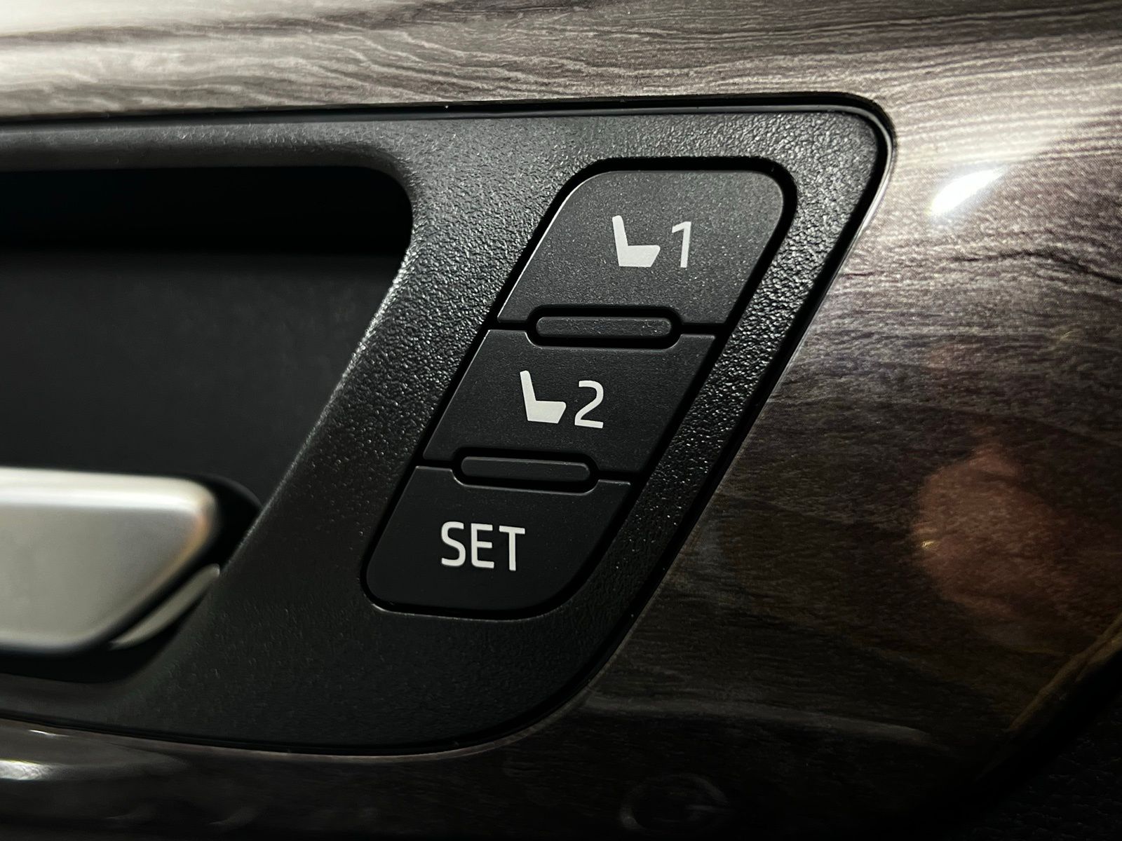 Thumbnail: 2026 Toyota Highlander - 15