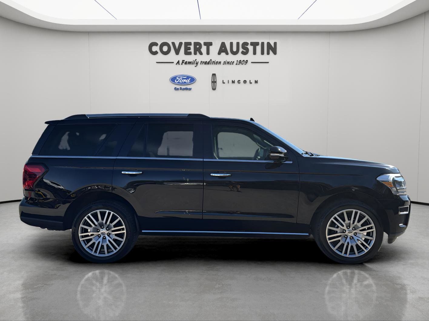 Used Car 2023 Ford Expedition  Limited For Sale Under $50,000 In Austin, Texas