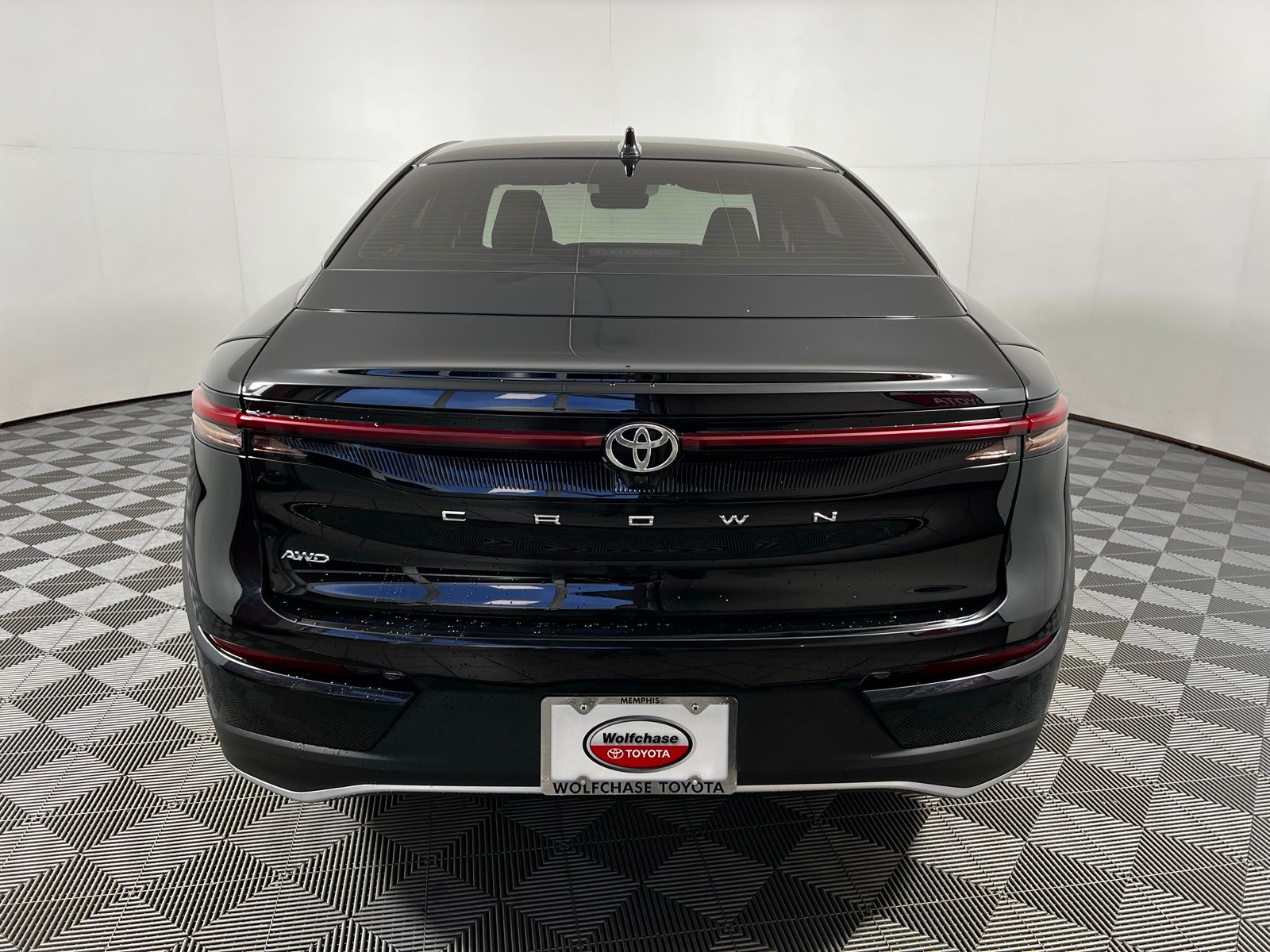 Thumbnail: 2023 Toyota Crown - 6