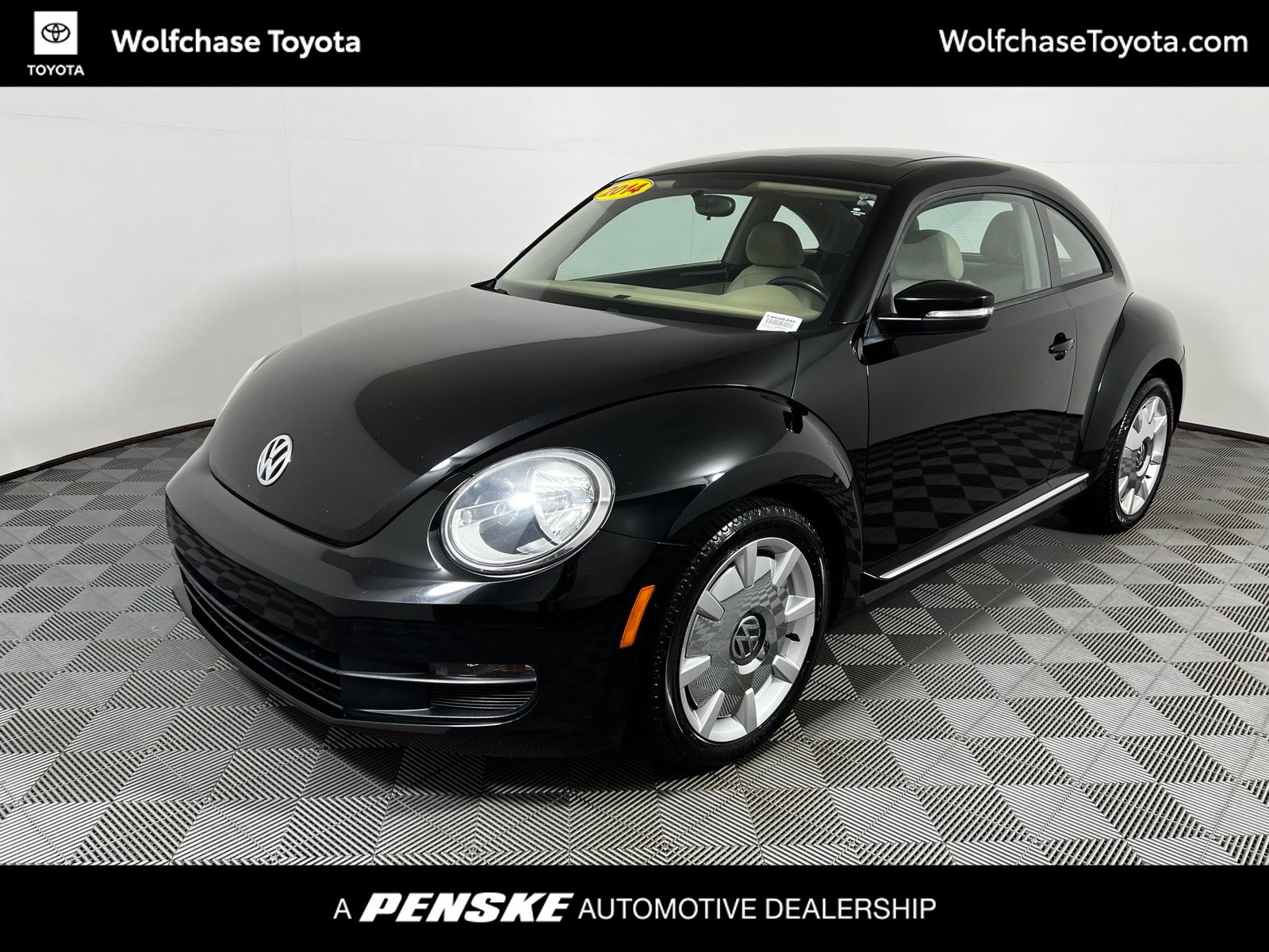 Black Uni 2014 Volkswagen Beetle Hatchback Front-Wheel Drive 6-Speed Automatic