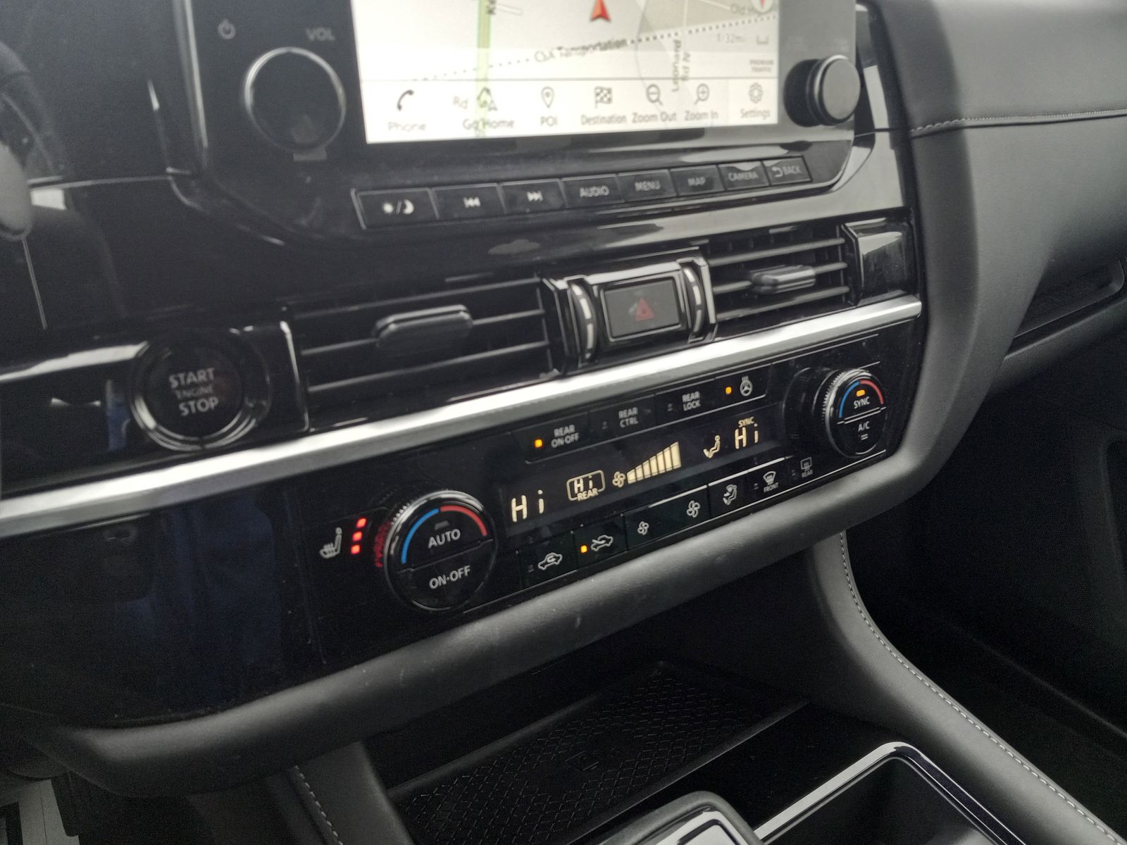 2025 Nissan Pathfinder image 24