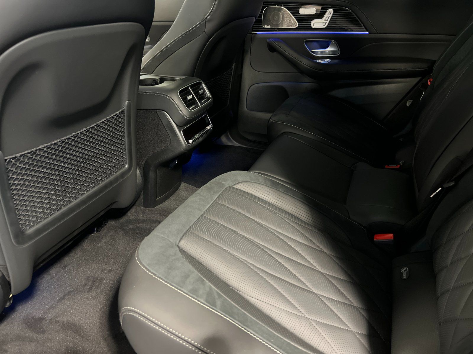 new 2026 Mercedes-Benz GLS car