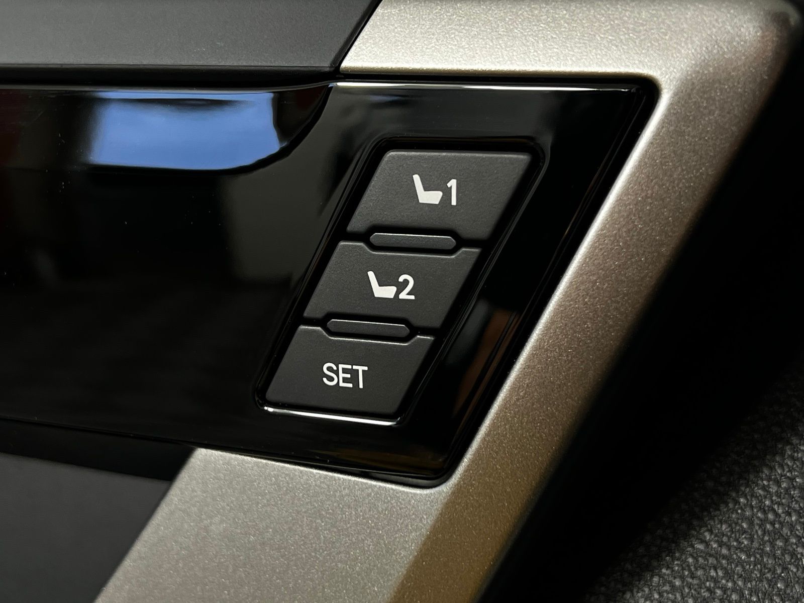Thumbnail: 2026 Toyota Tundra - 10