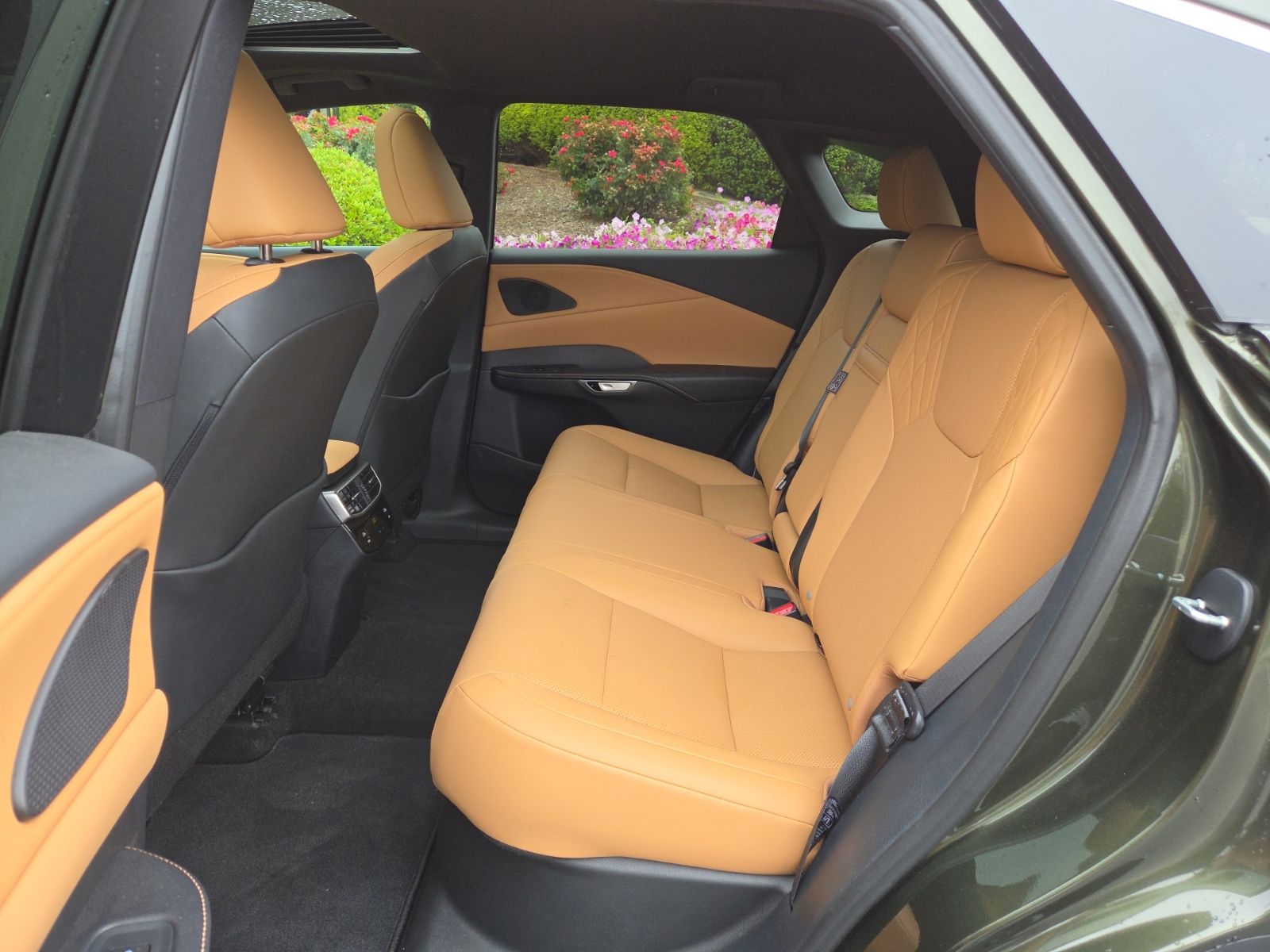 Used 2026 Green Lexus 350 Premium image 17