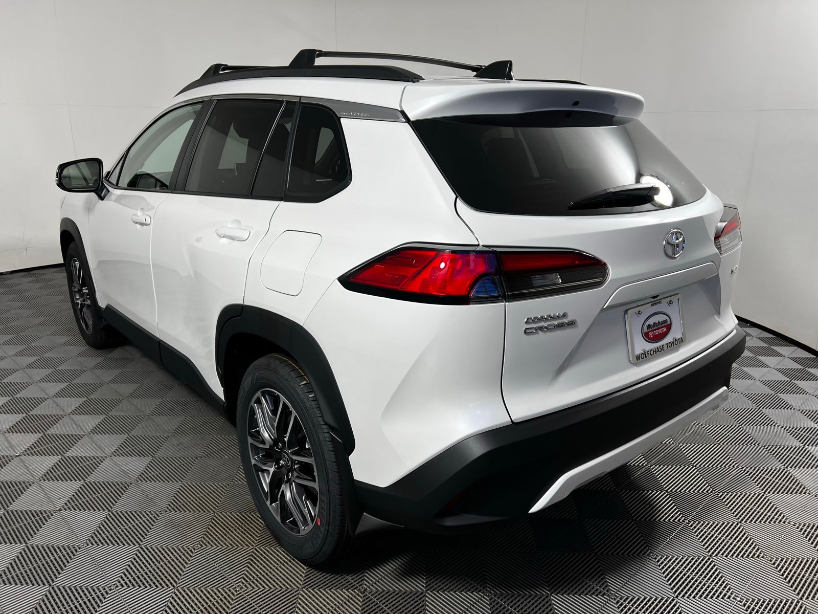 Thumbnail: 2026 Toyota Corolla Cross - 7