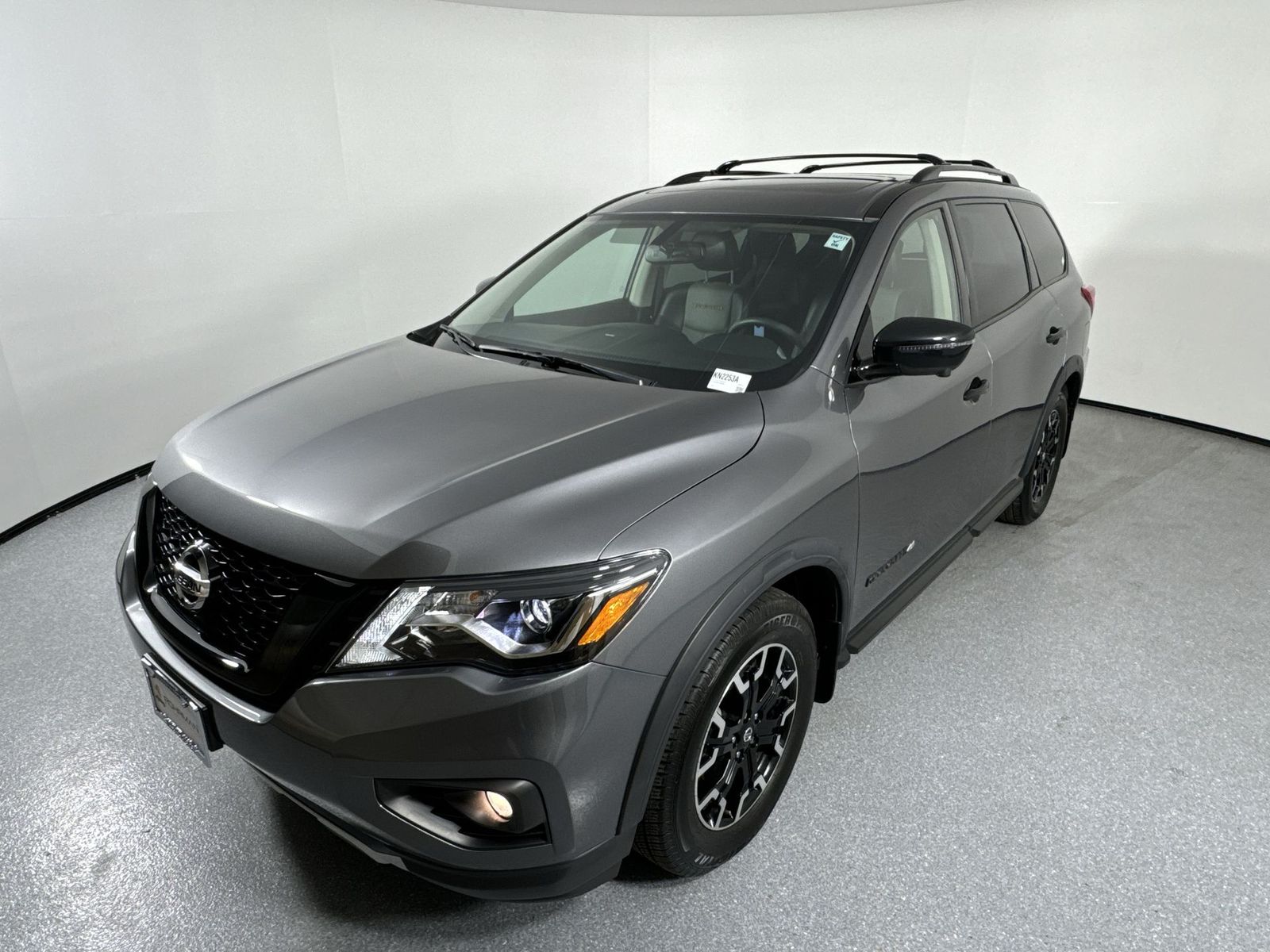 2020 Nissan Pathfinder SL 25