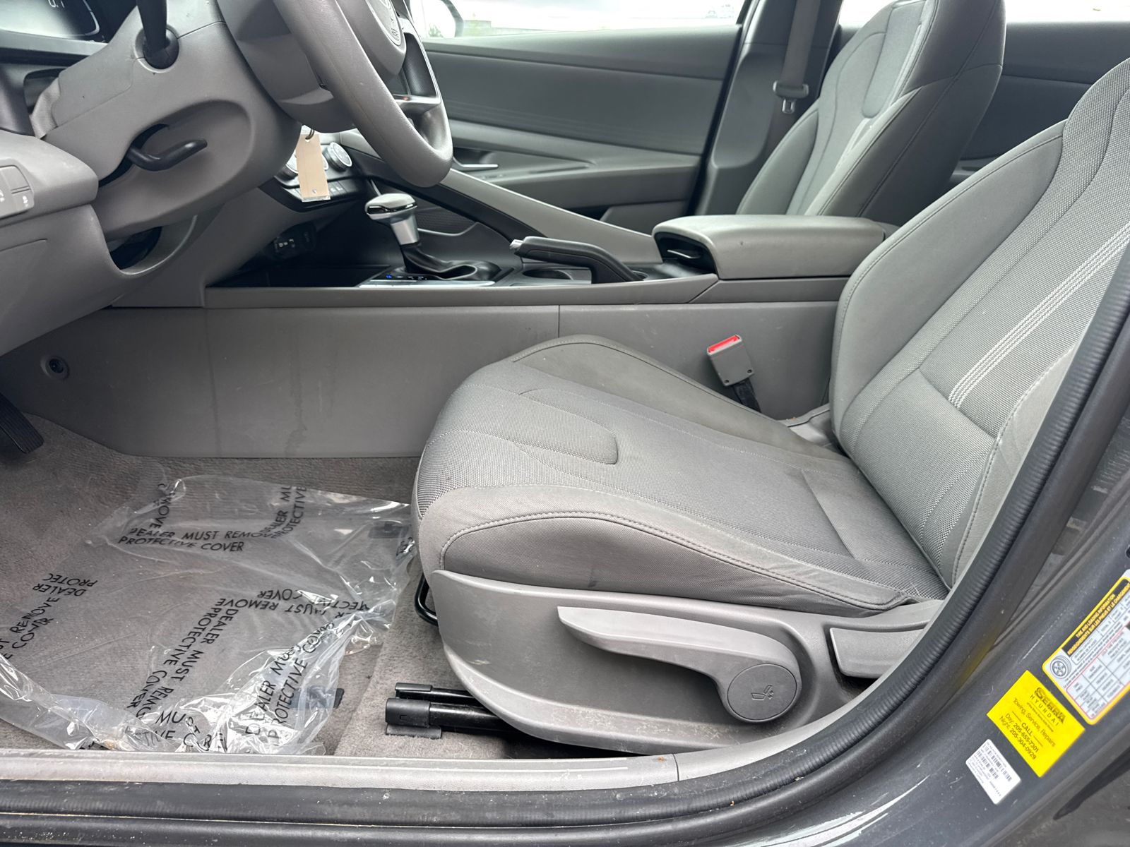 Used 2024 Gray Hyundai SE image 9