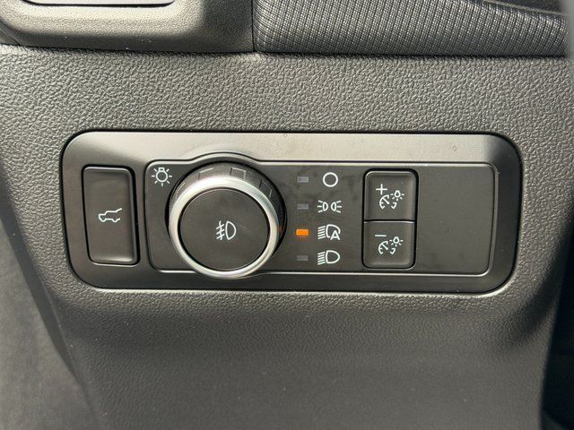 Certified Used 2025 Azure Gray Metallic Ford Outer Banks image 28