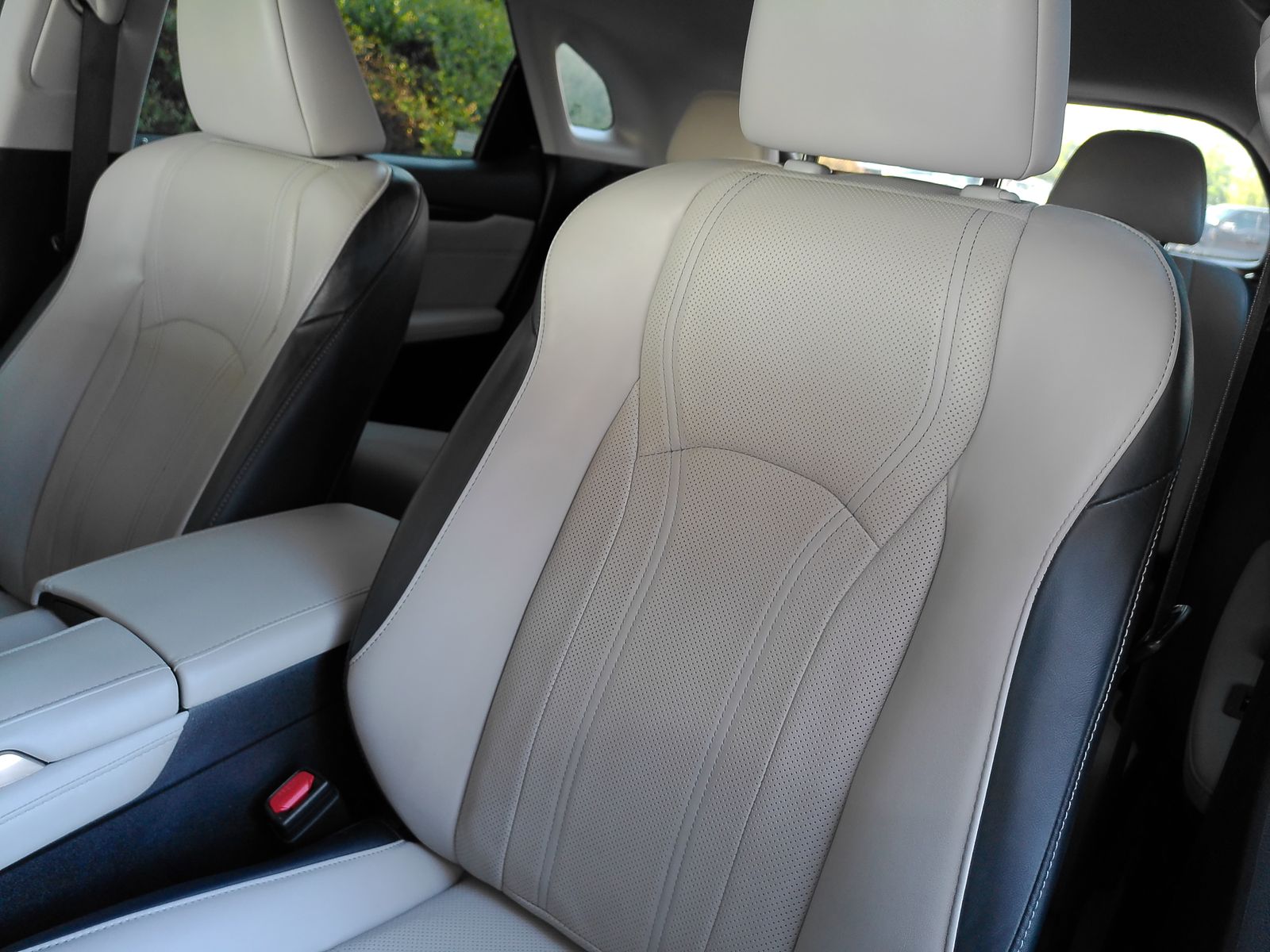 Used 2017 Silver Lexus 350 image 33