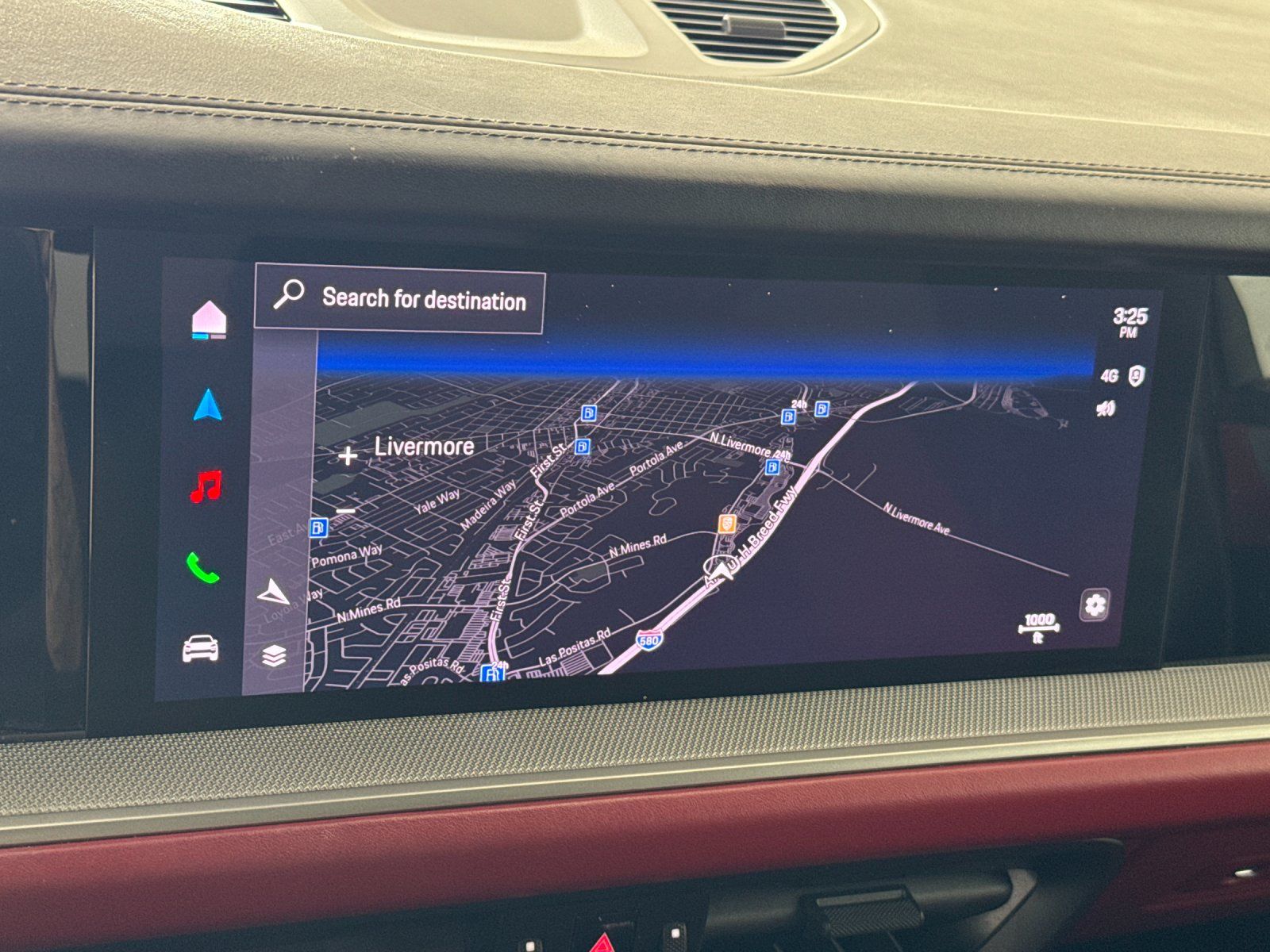 2024 Porsche Cayenne Base — full photo 19 of 30