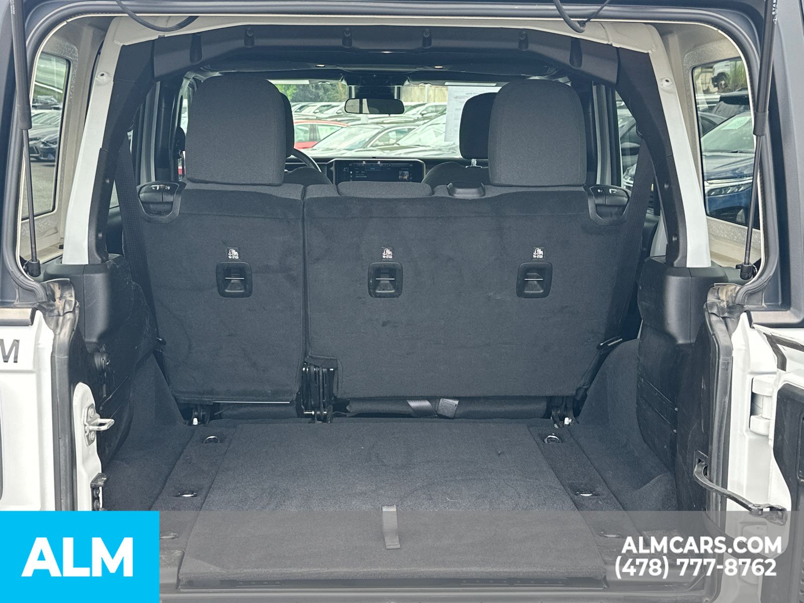 Used 2025 White Jeep Rubicon image 21