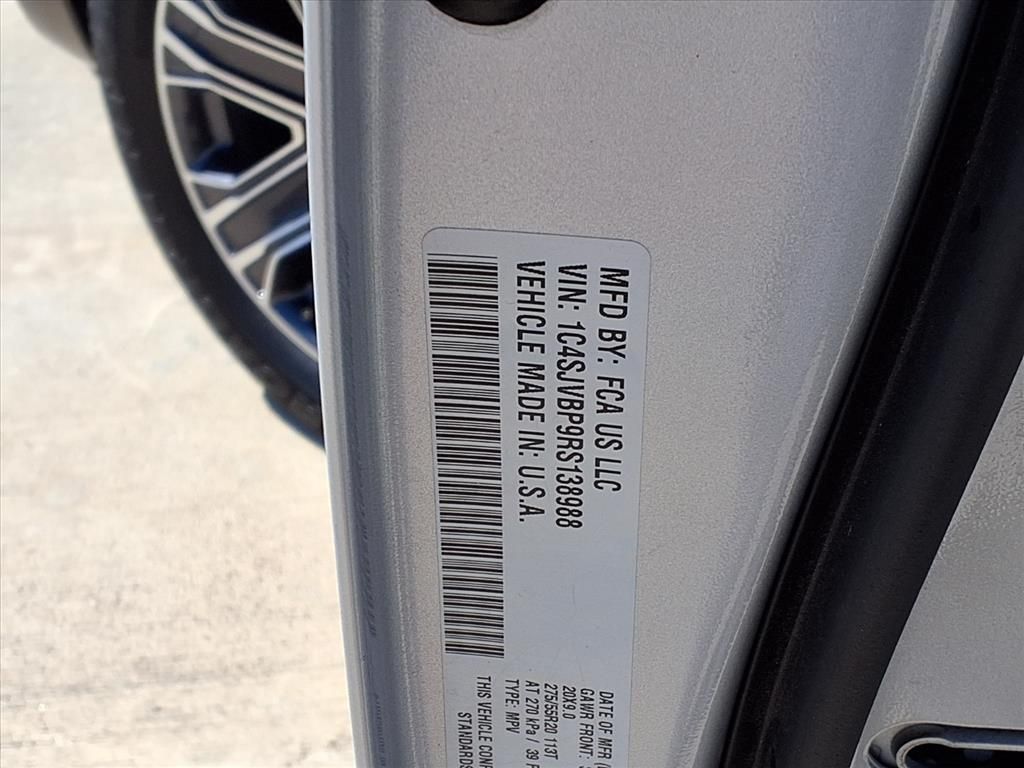 2024 Jeep Wagoneer Series II Silver at River Oaks CDJR