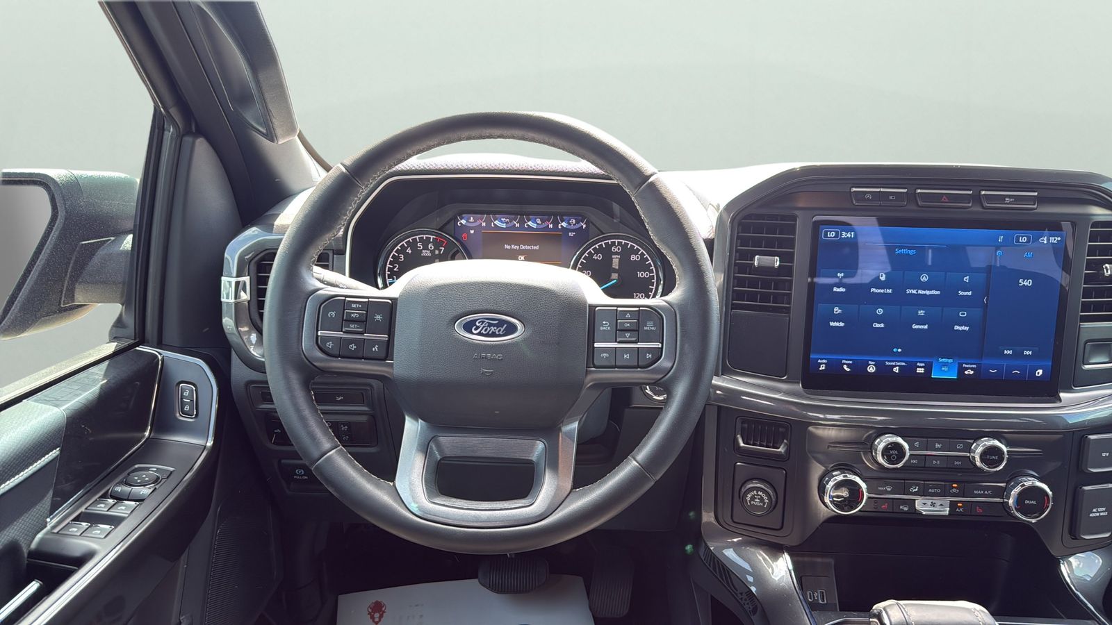 Used 2023 Gray Ford XLT image 12