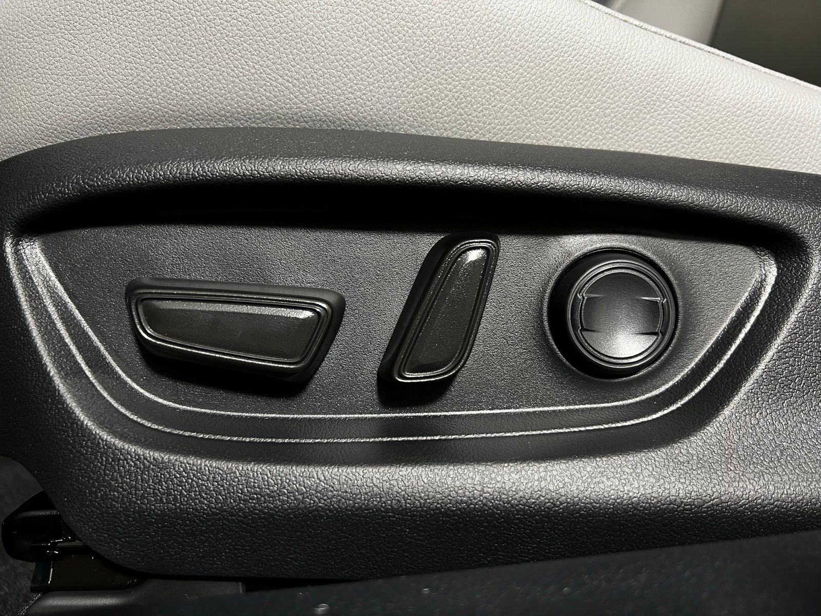 Thumbnail: 2026 Toyota Camry - 11