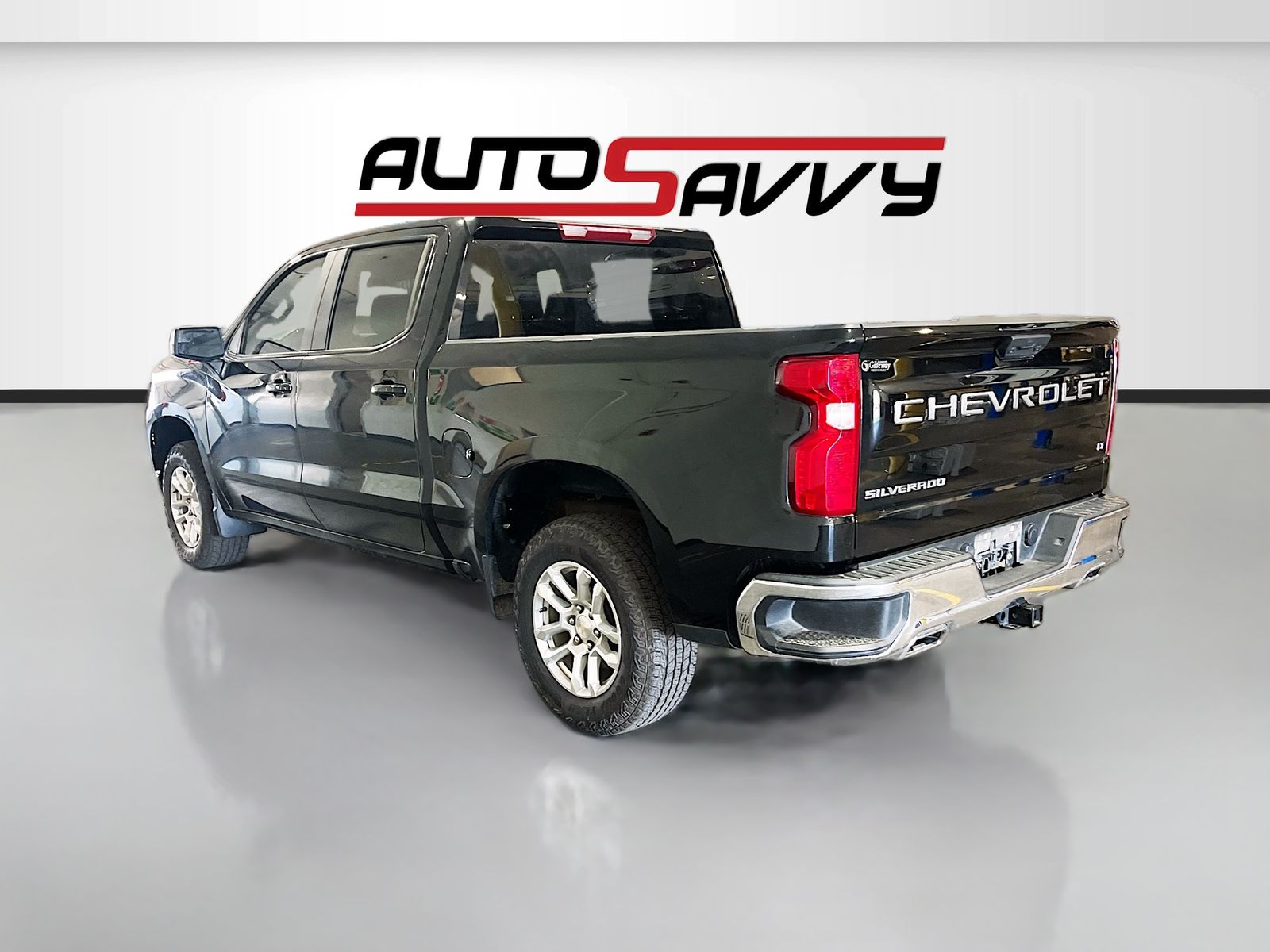 Used 2025 Black Chevrolet LT image 5