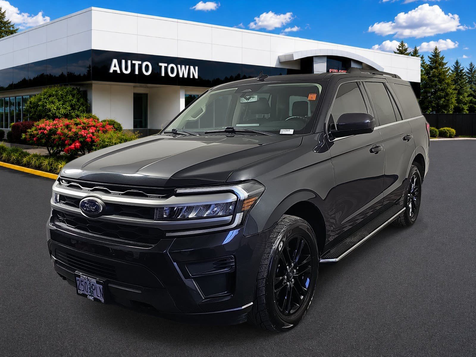 2023 Ford Expedition XLT