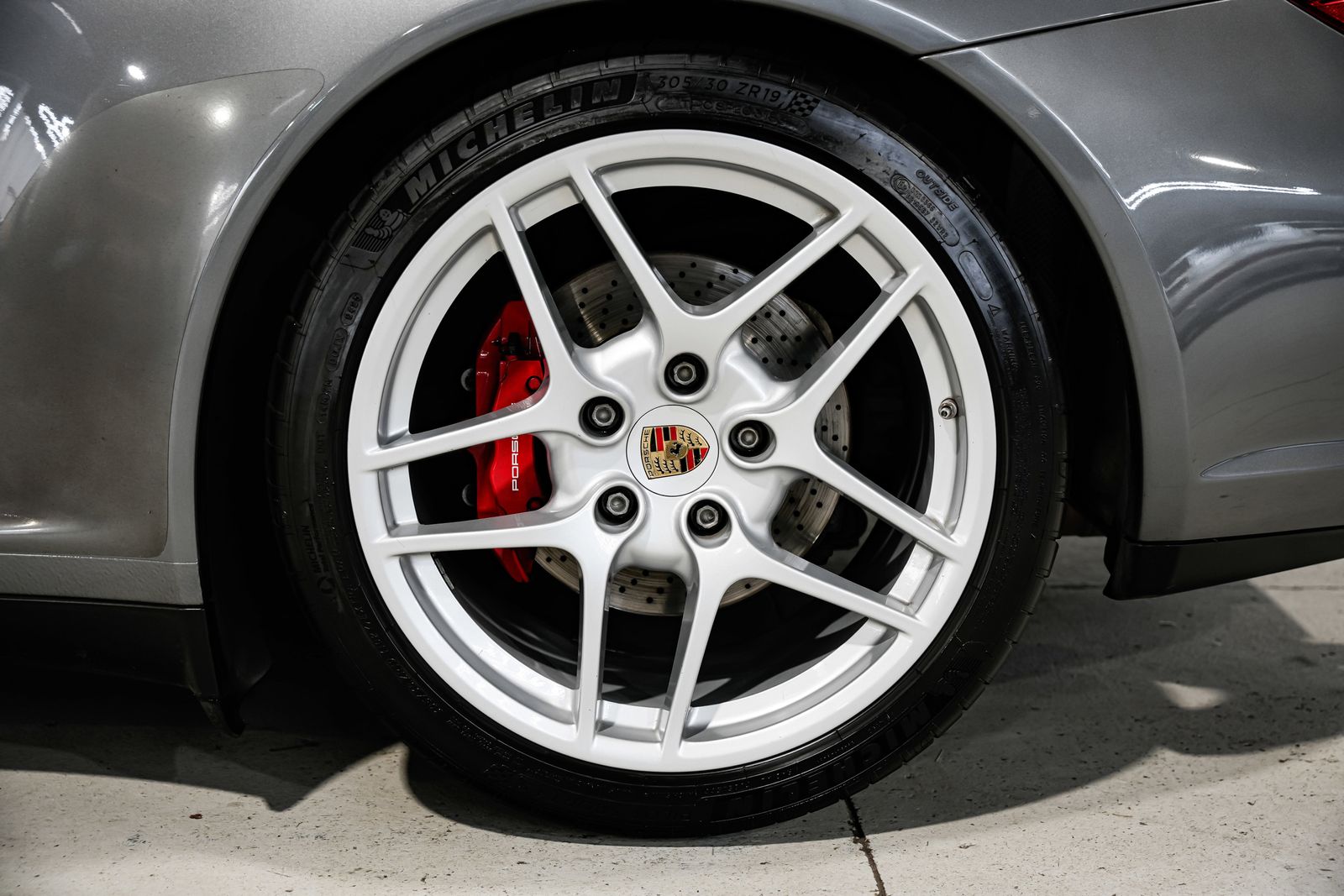 2009 Porsche 911 Carrera 4S — photo 48