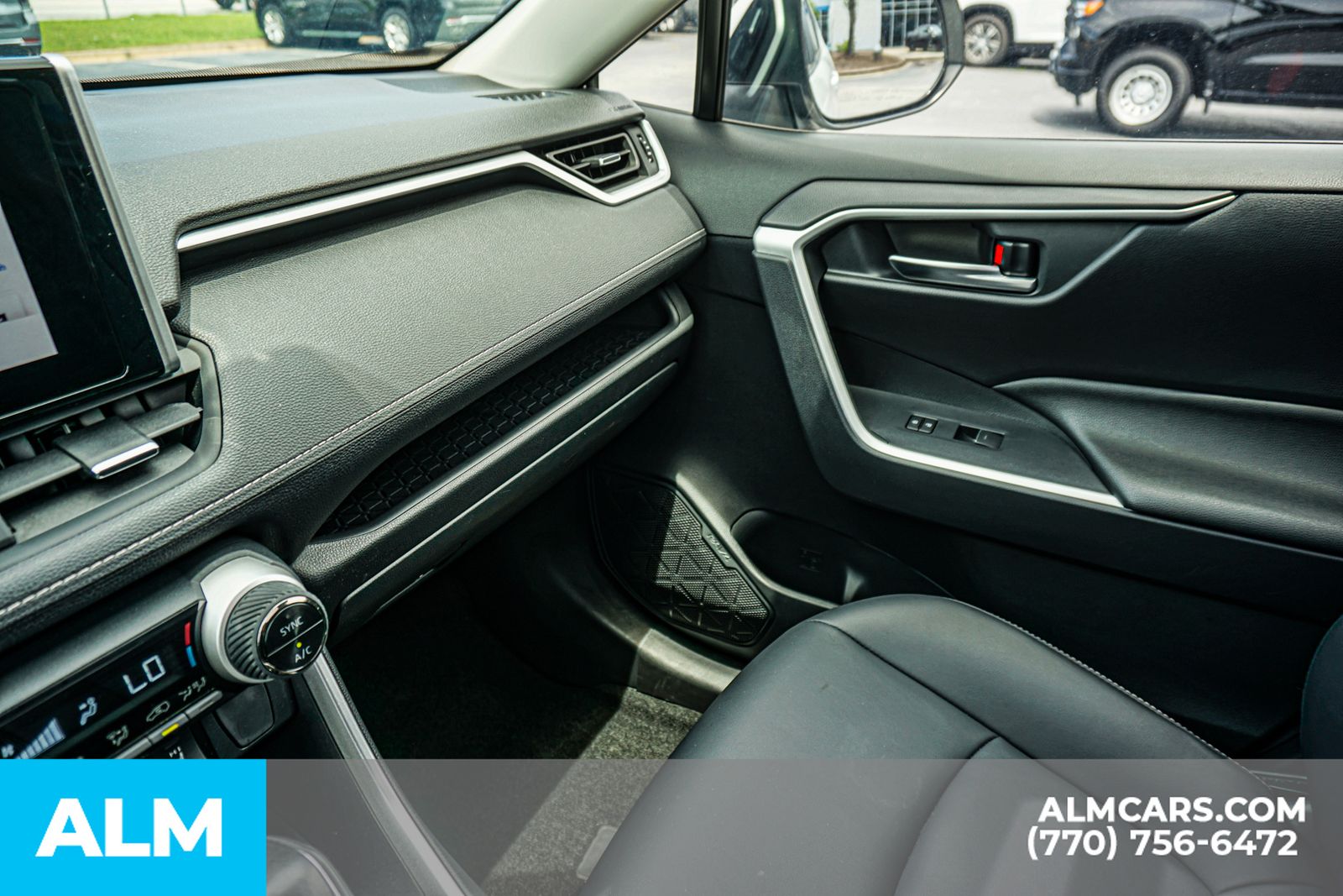 Used 2025 Beige Toyota XLE Premium image 48