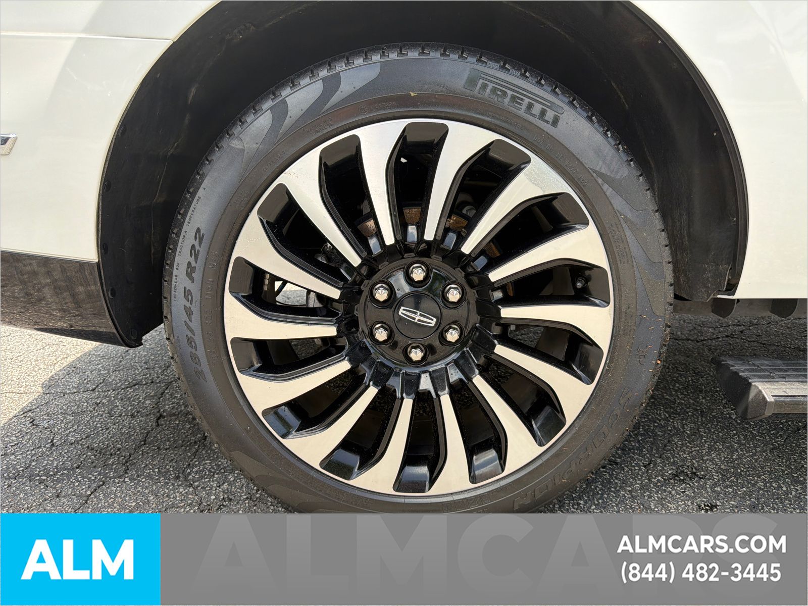 Used 2023 White Lincoln Black Label image 20