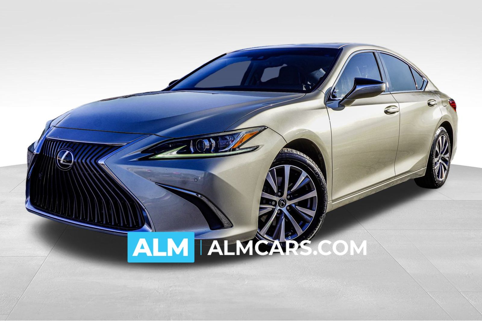 2019 Lexus ES 350's photo